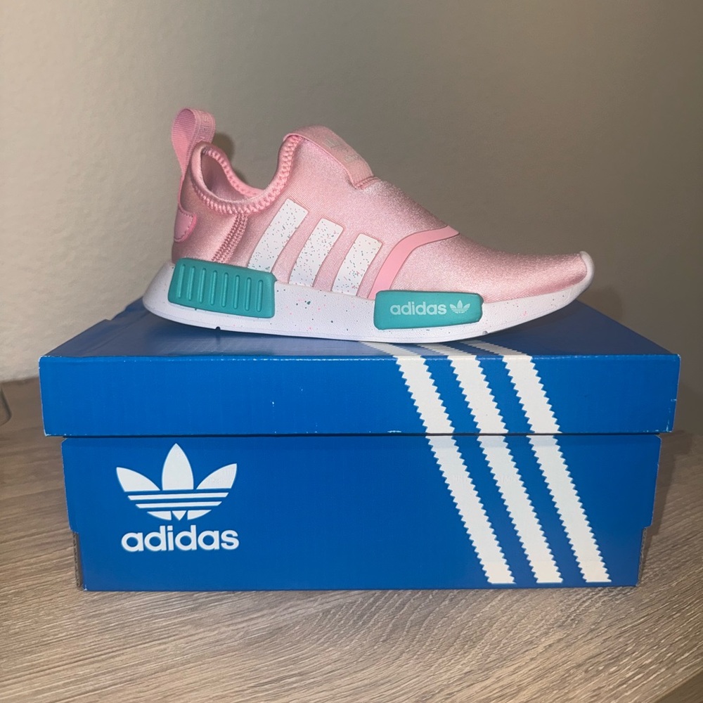 Toddler Girl Adidas NMD R1 - Size 11k - Pink